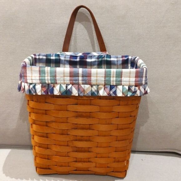 Longaberger Handwoven Tall Wall Hanging Basket Leather Handle Plaid Liner 1999 - Picture 9 of 9